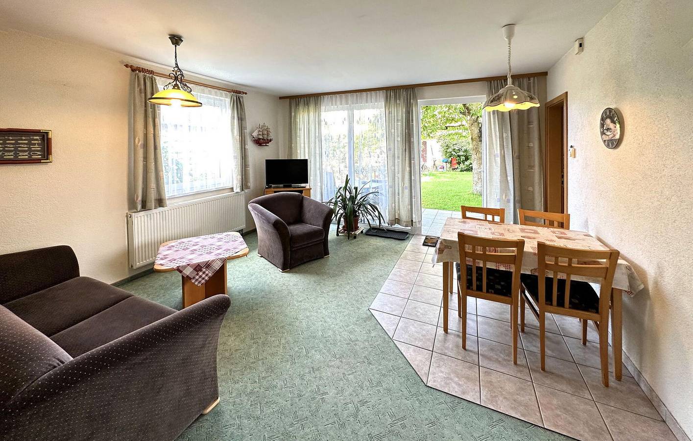 Cozy Beach Apartment with Parking and Terrace 700m from Zinnowitz in Zinnowitz, Usedomer Norden