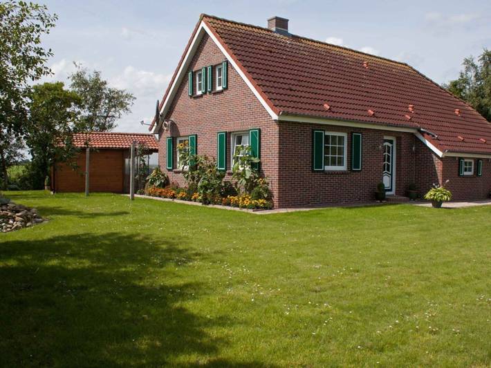 Ferienwohnung für 4 Personen, mit Garten in Werdum