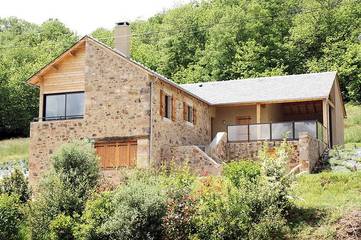 Gîte pour 4 personnes, avec jardin et terrasse à Najac