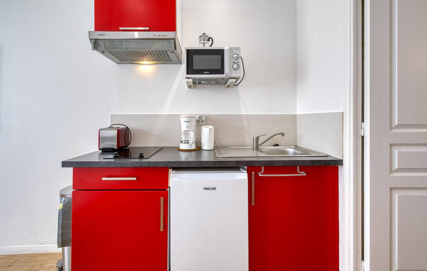 Appartement de vacances entier, Appartement au rez-de-chaussée à 900m de la Plage de la Concurrence in La Rochelle, Région de La Rochelle