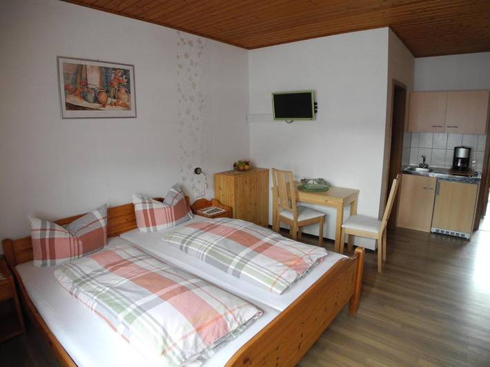Ferienhaus für 2 Personen, mit Balkon und Terrasse sowie Garten und Ausblick in Bruttig-Fankel - 4