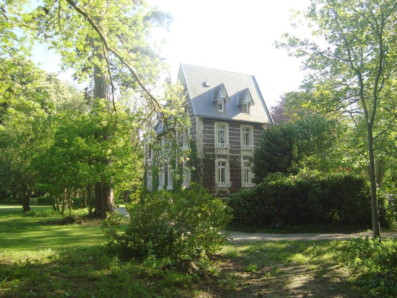 Chalet Du Bel Event in La Chapelle-sur-Dun, Région de Dieppe
