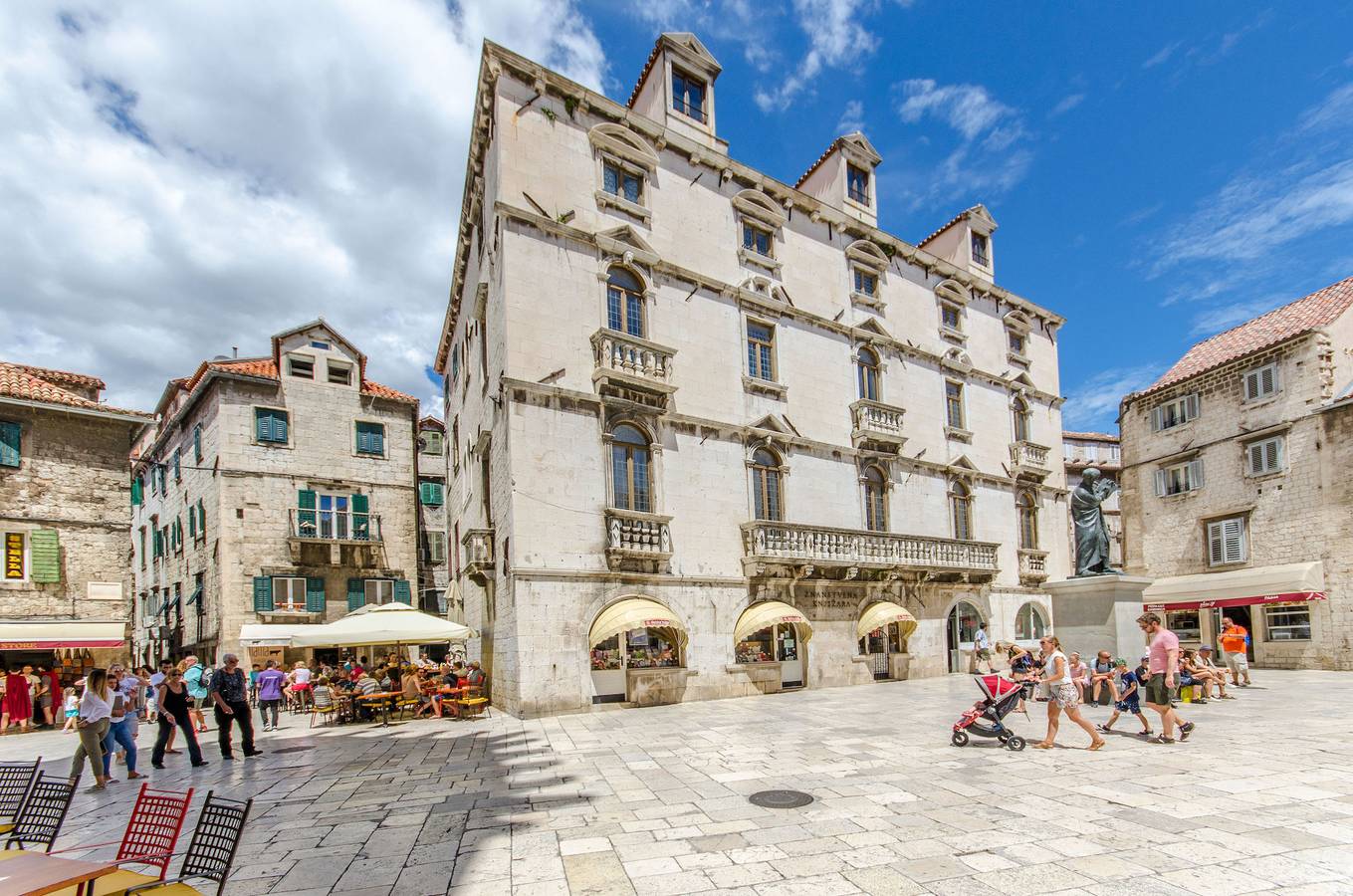 Apartamento entero, Apartamento de vacaciones para 6 personas con terraza in Split, Condado de Split-Dalmacia