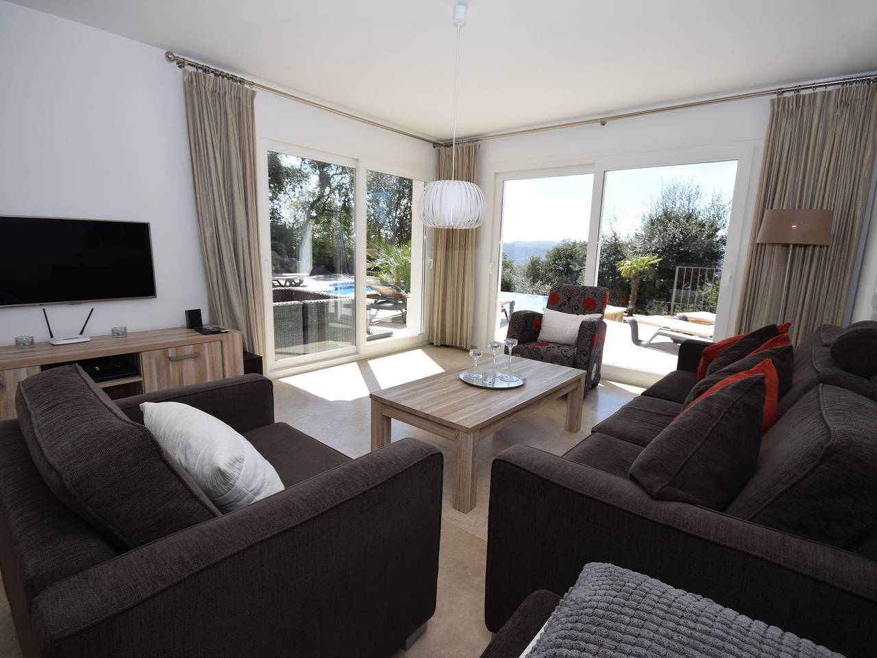 Villa aan het zwembad vlakbij de kust in Santa Cristina d'Aro, Costa Brava