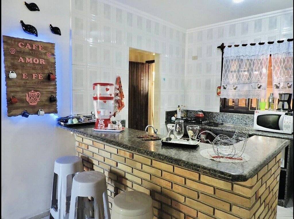 Haus Mit Beleuchtetem Grill
Kostenloses Wifi
Digital Lock
2 Suiten
Esp. Go in Caraguatatuba, Região Metropolitana do Vale do Paraíba e Litoral Norte