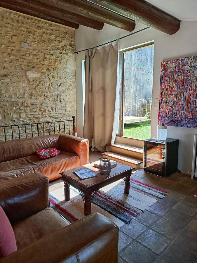 Location de vacances pour 6 personnes, avec Terrasse à Domazan - 2
