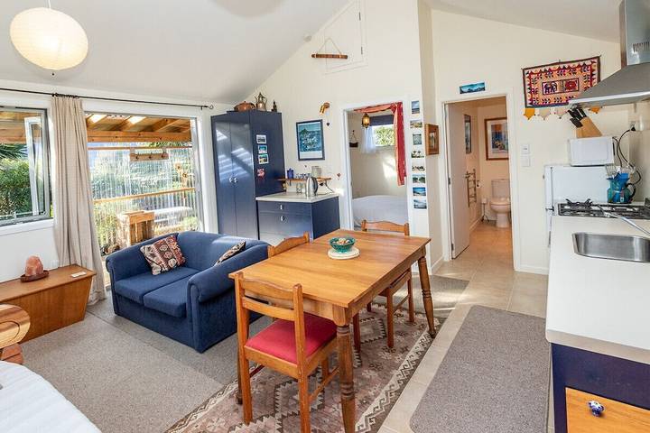 Cottage for 2 people, with garden in Te Anau