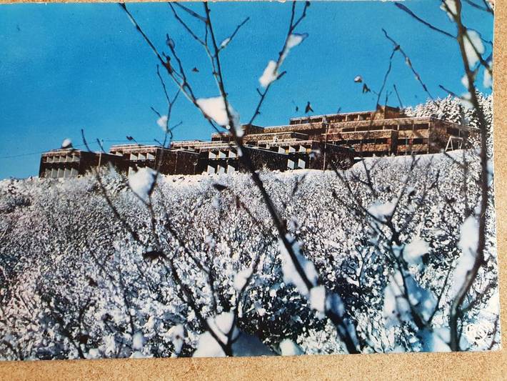 Maison de campagne pour 4 personnes, avec vue et bassin pour enfant ainsi que terrasse et piscine, animaux acceptés à Murat-le-Quaire - 2