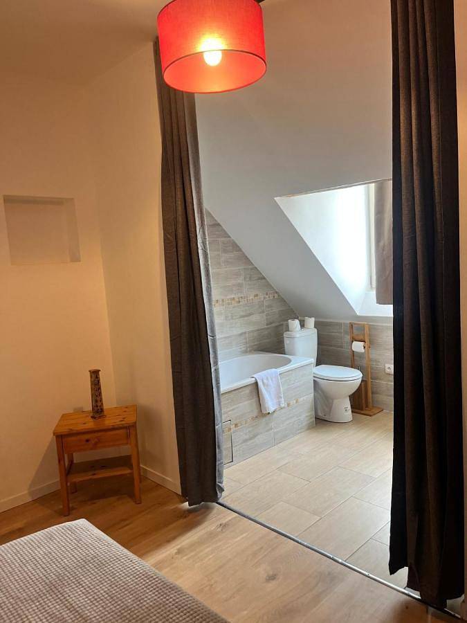 Gîte pour 2 personnes, avec jardin à Saint-Genix-sur-Guiers - 3