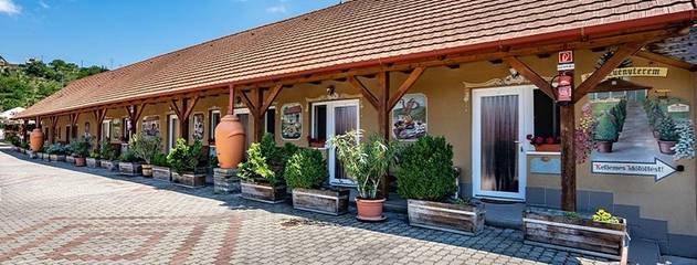 Cottage pour 2 personnes, avec vue et jardin à Tatabánya