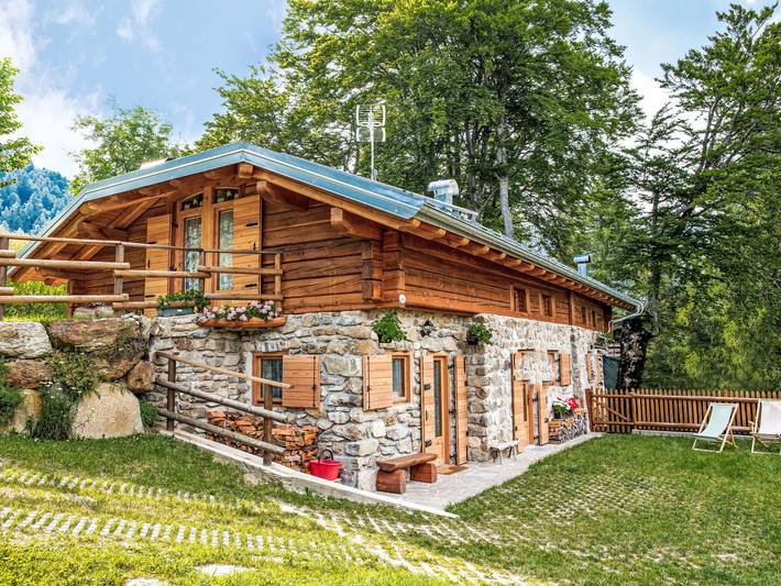 Casa vacanza per 6 persone, con Terrazza e Giardino nonché Panorama a Borgo Valsugana