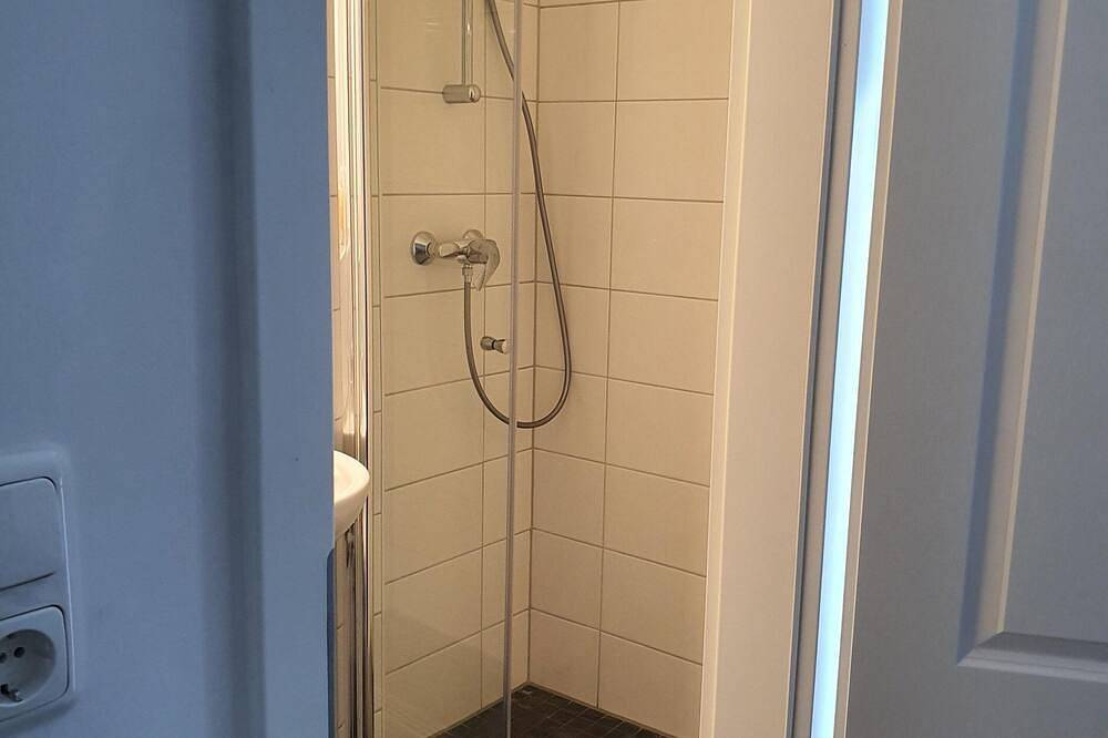 Ganze Wohnung, Goldfisch (1 Person) in Brunsbüttel, Nord-Ostsee-Kanal