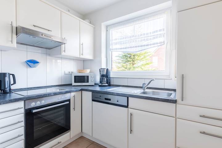 Ferienhaus für 6 Personen, mit Garten und Terrasse in Boltenhagen - 4