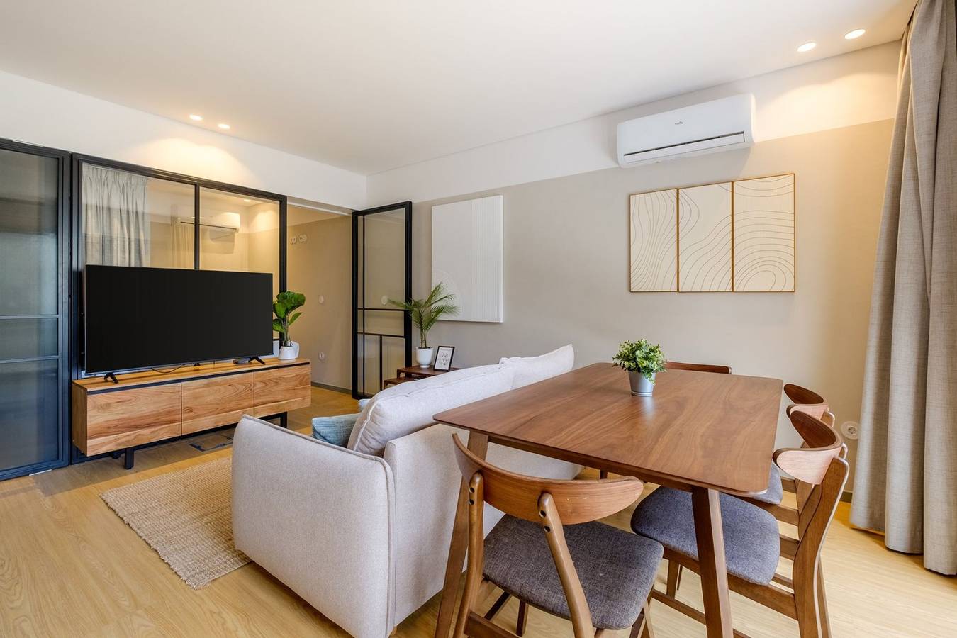 Ganze Wohnung, Ferienwohnung für 6 Personen mit Balkon in Matosinhos, Matosinhos e Leça da Palmeira