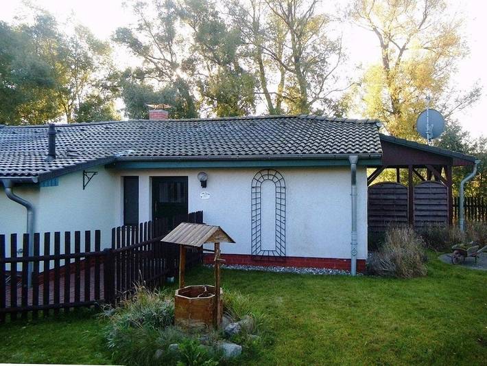 Ferienhaus für 5 Personen, mit Garten und Terrasse, mit Haustier in Saal