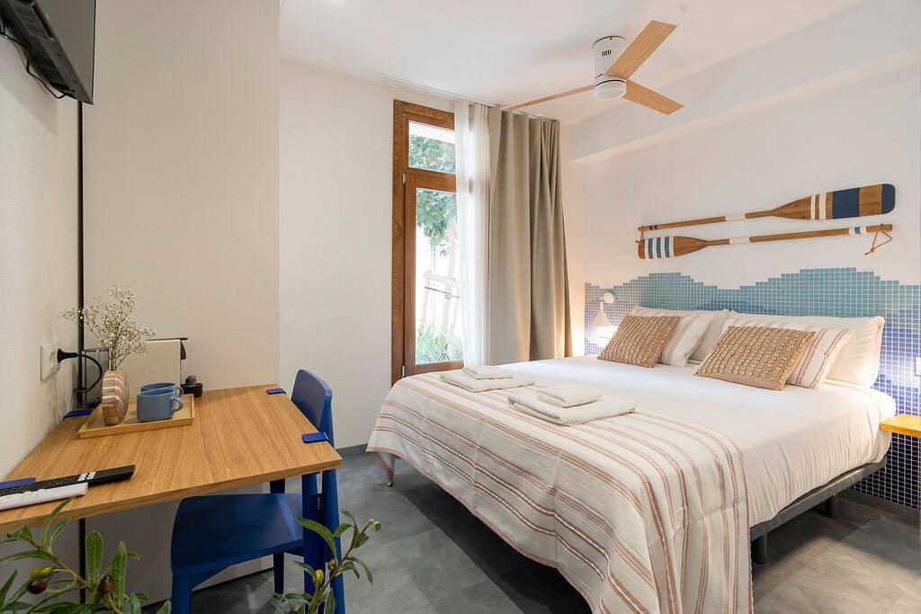 Cabanyal Rooms by Vlc Host 2 in Valencia, Costa de Valencia