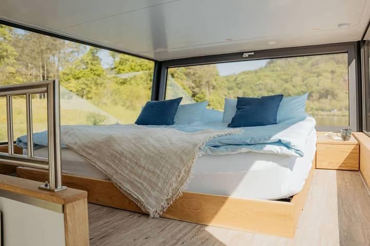 Floating Home-Hausboot in Merzig liegend in Merzig, Saar-Nahe-Bergland