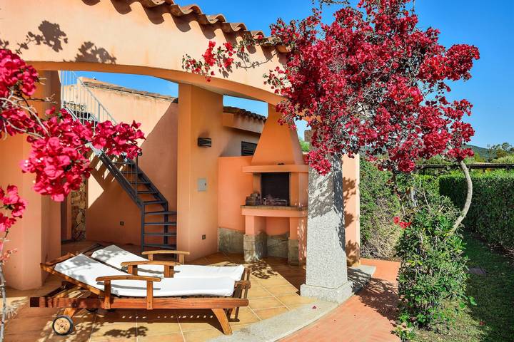 Villa pour 4 personnes, avec jardin à Costa Rei - 2