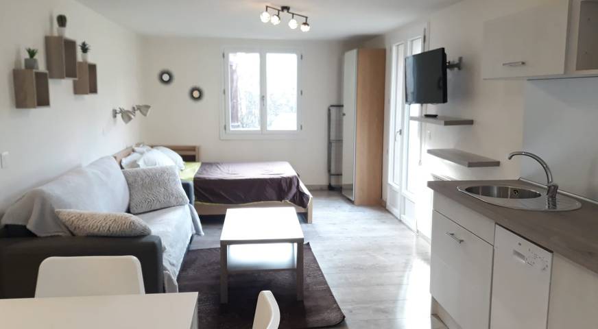 Studio pour 4 personnes, avec terrasse et jardin dans Hautes-Alpe