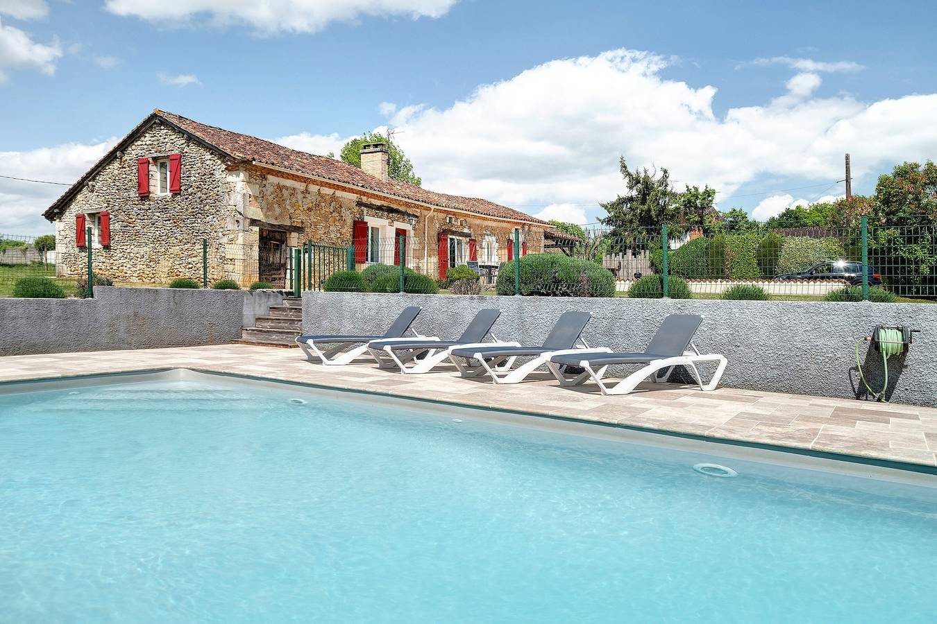 Casa de piedra con piscina privada y jardín – Encanto y confort en Dordoña in La Chapelle-Gonaguet, Périgord Blanc