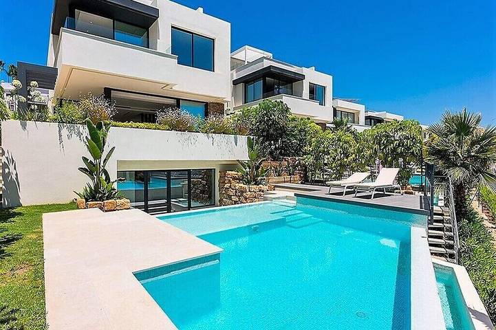 Chalet para 9 personas, con balcón y jardín en El Paraíso