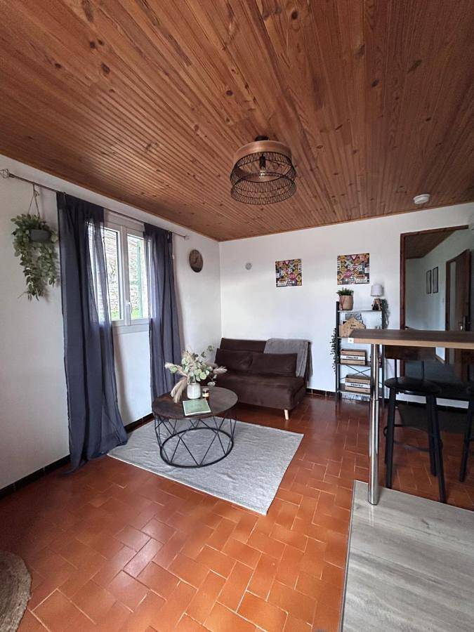 Gîte pour 2 personnes, avec jardin et vue à Mane - 2