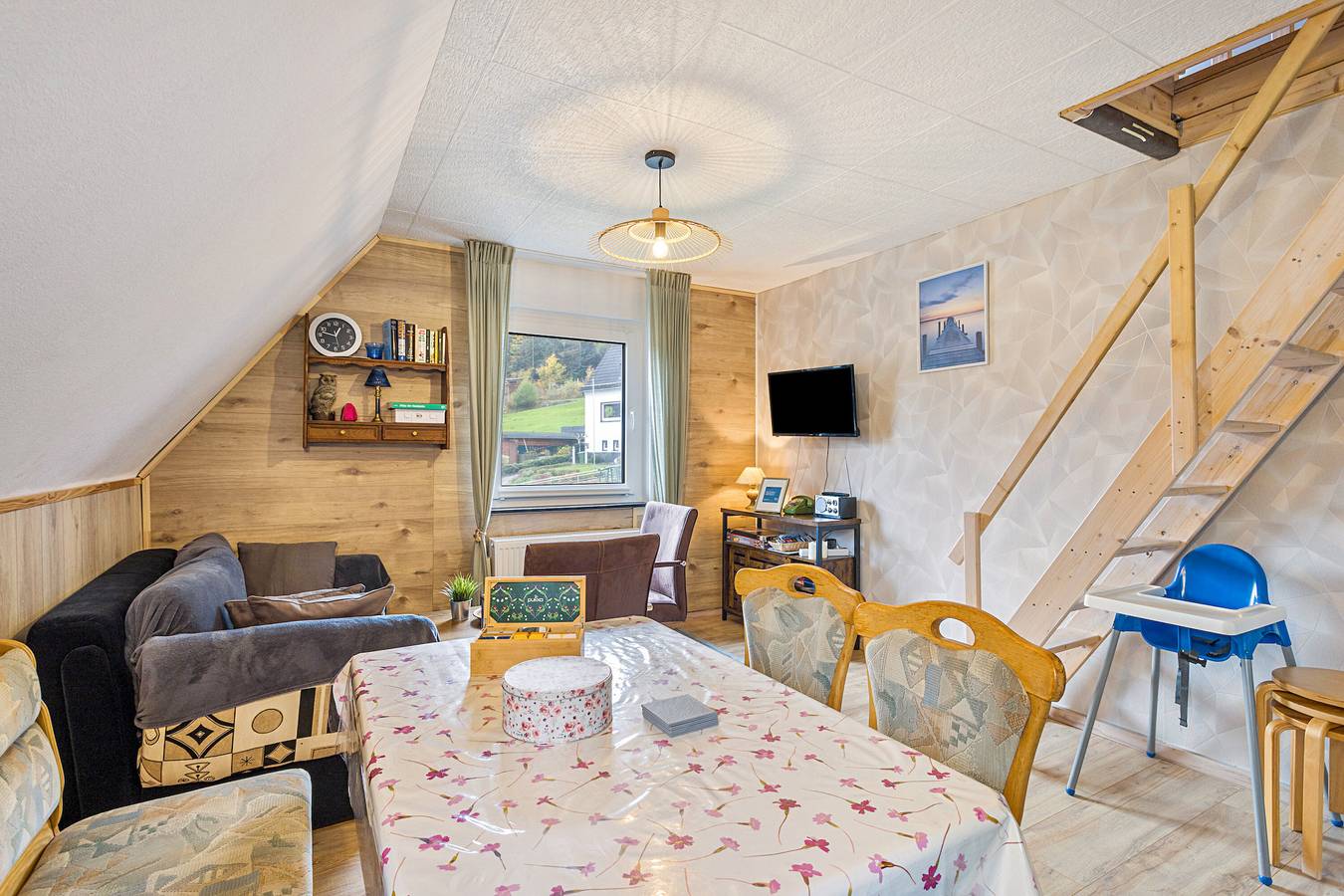 Ganze Wohnung, Apartment '3 Schlafzimmer bei Will' mit privater Terrasse und Wlan in Brilon-Wald, Brilon