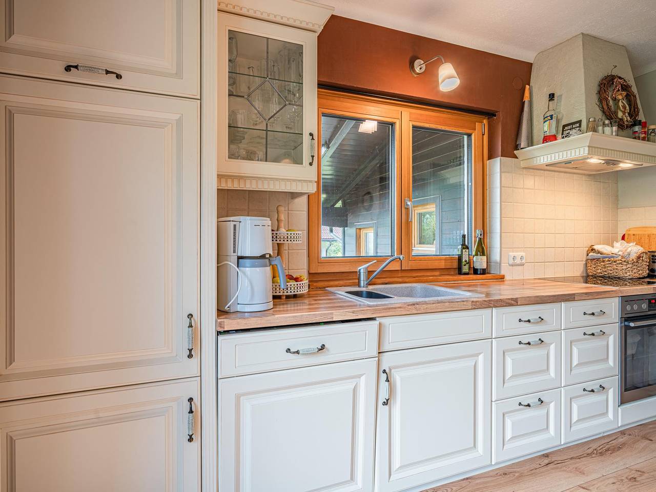 Entire apartment, Cosy apartment with spacious balcony, near Kaprun in Piesendorf, Pinzgau