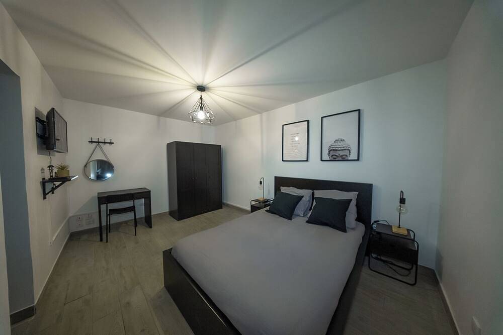 Appartement entier, Valenstay - Logement Stade du Hainaut avec jardin in Valenciennes, Région de Valenciennes