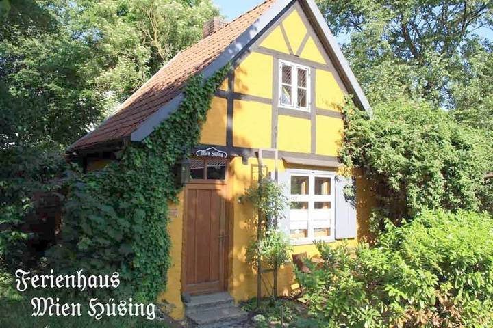 Vakantiehuis voor 4 personen, with Terras and Tuin as well as Uitzicht op het meer and Uitzicht in Stralsund