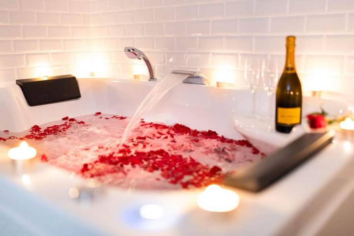 Gîte pour 6 personnes, avec jardin ainsi que piscine et jacuzzi à Groffliers - 3