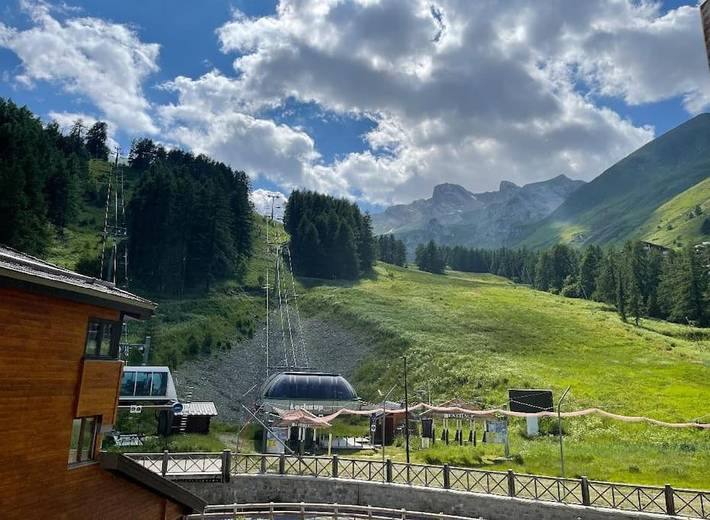 Gîte pour 5 personnes, avec balcon, animaux acceptés dans Cinéma L'Aiguille