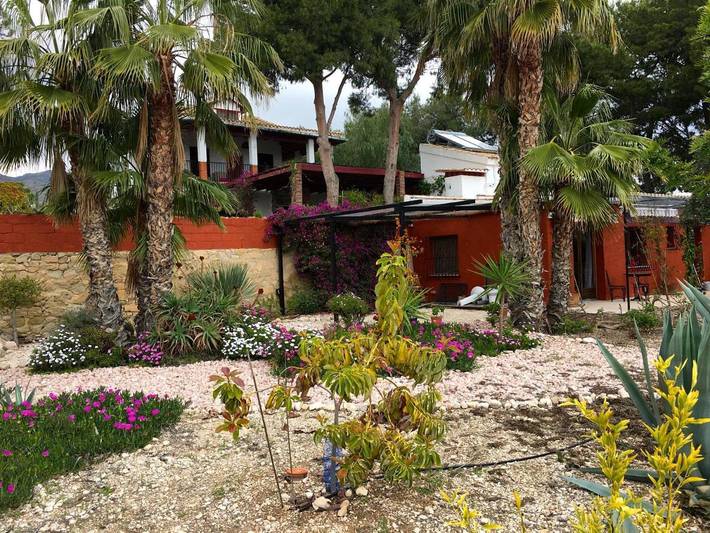 Gîte pour 4 personnes, avec Terrasse et Jacuzzi ainsi que Jardin et Piscine à Crevillent