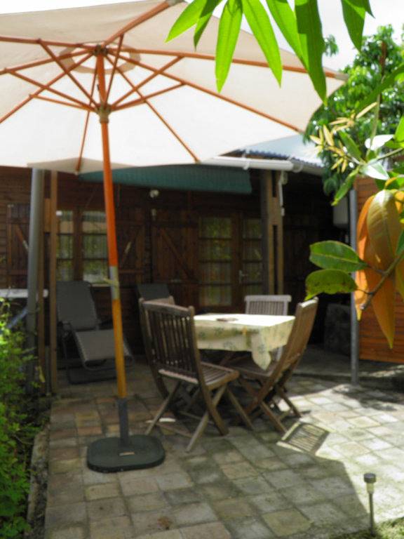 Bungalow pour 2 personnes, avec terrasse et jardin sur l' Île de la Réunion - 4