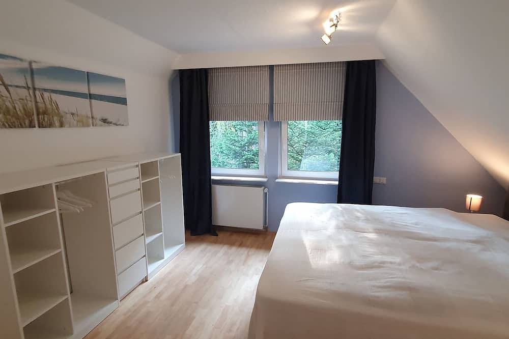 Ein Haus im Märchenwald zum wohlfühlen in Hambühren, Aller-Leine-Tal
