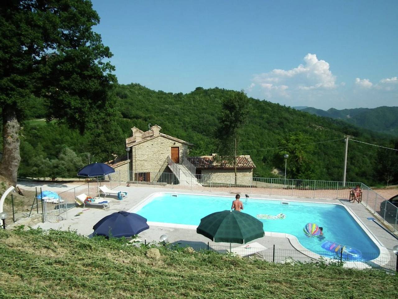 Casale nelle Marche con piscina e vista in Mercatello sul Metauro, Valle del Metauro