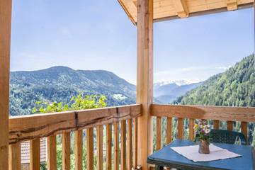 Agriturismo per 4 Persone in Lauregno, Alpi della Val di Non, Foto 3
