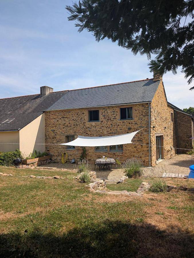 Location de vacances pour 8 personnes, avec Terrasse et Jardin à Béganne - 2