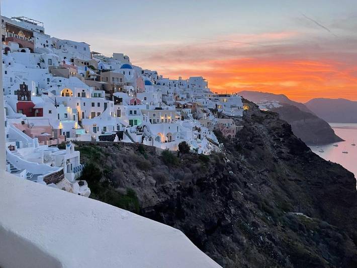 Apartamento para 4 personas, con balcón y vistas en Oia