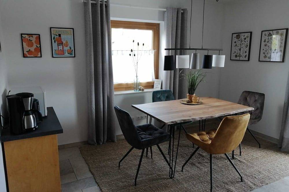 Ganze Wohnung, Ferienwohung mit 2 Schlafzimmern, 85 qm in Traunstein, Chiemsee