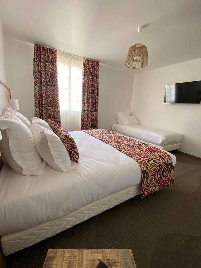 Hôtel pour 4 personnes, avec terrasse et sauna ainsi que piscine et jardin, animaux acceptés à Beauvoir-sur-Mer - 4