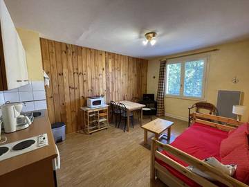 Gîte pour 4 personnes à Laveissière