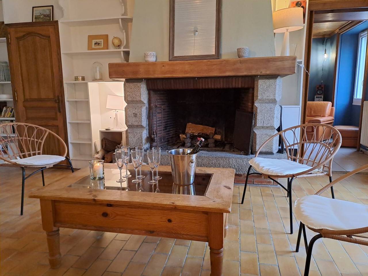 Maison au bord de l'eau in Saint-Jean-sur-Mayenne, Mayenne