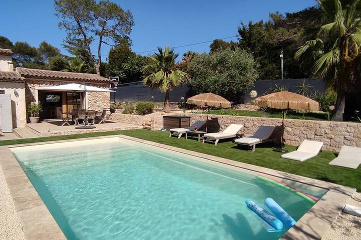 Villa pour 7 personnes, avec jardin et balcon à Vallauris