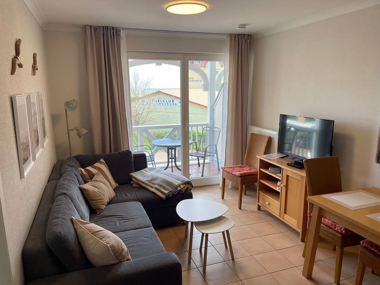 Geheel appartement, Ostsee-Apartment mit zwei Balkonen - Saunabereich im Haus und 100 m zum Strand! in Ostseebad Kühlungsborn, Kühlungsborn