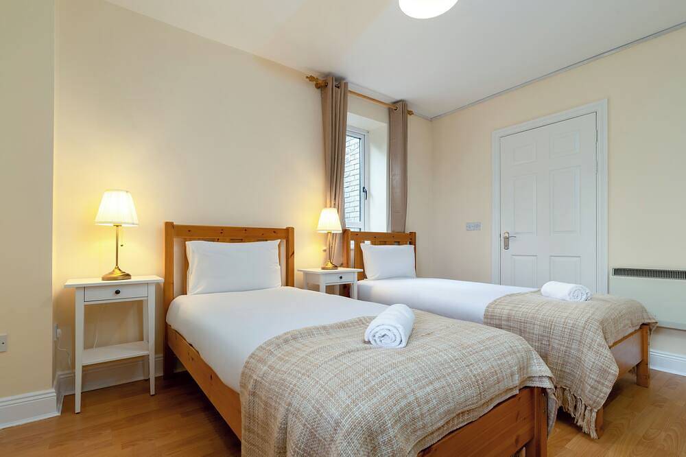Ganze Wohnung, Gort Na Coiribe Three Bedroom - Galway Lakside Apartments in Eyre Square, Galway