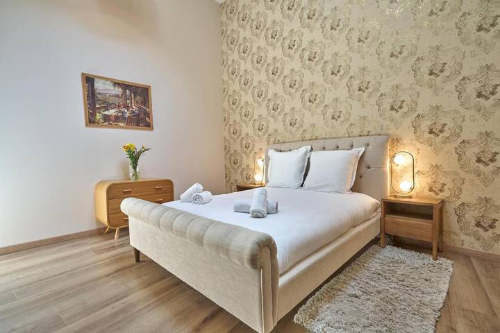 Gîte pour 4 personnes, avec terrasse et vue à Saint-Émilion - 2