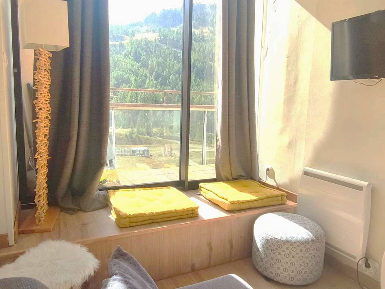 Geheel appartement, Beautiful Renovated Apartment at the Foot of the Slopes in Isola 2000 in Isola 2000, Isola