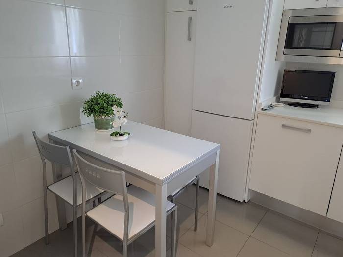 Apartamento vacacional entero, Apartamento · Santander · ★Nuevo · 3 dormitorios · 3 camas · 1 baño in Santander, Costa de Cantabria