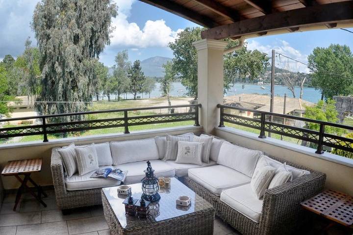 Vakantiehuis voor 8 personen, met uitzicht en tuin in Gouvia